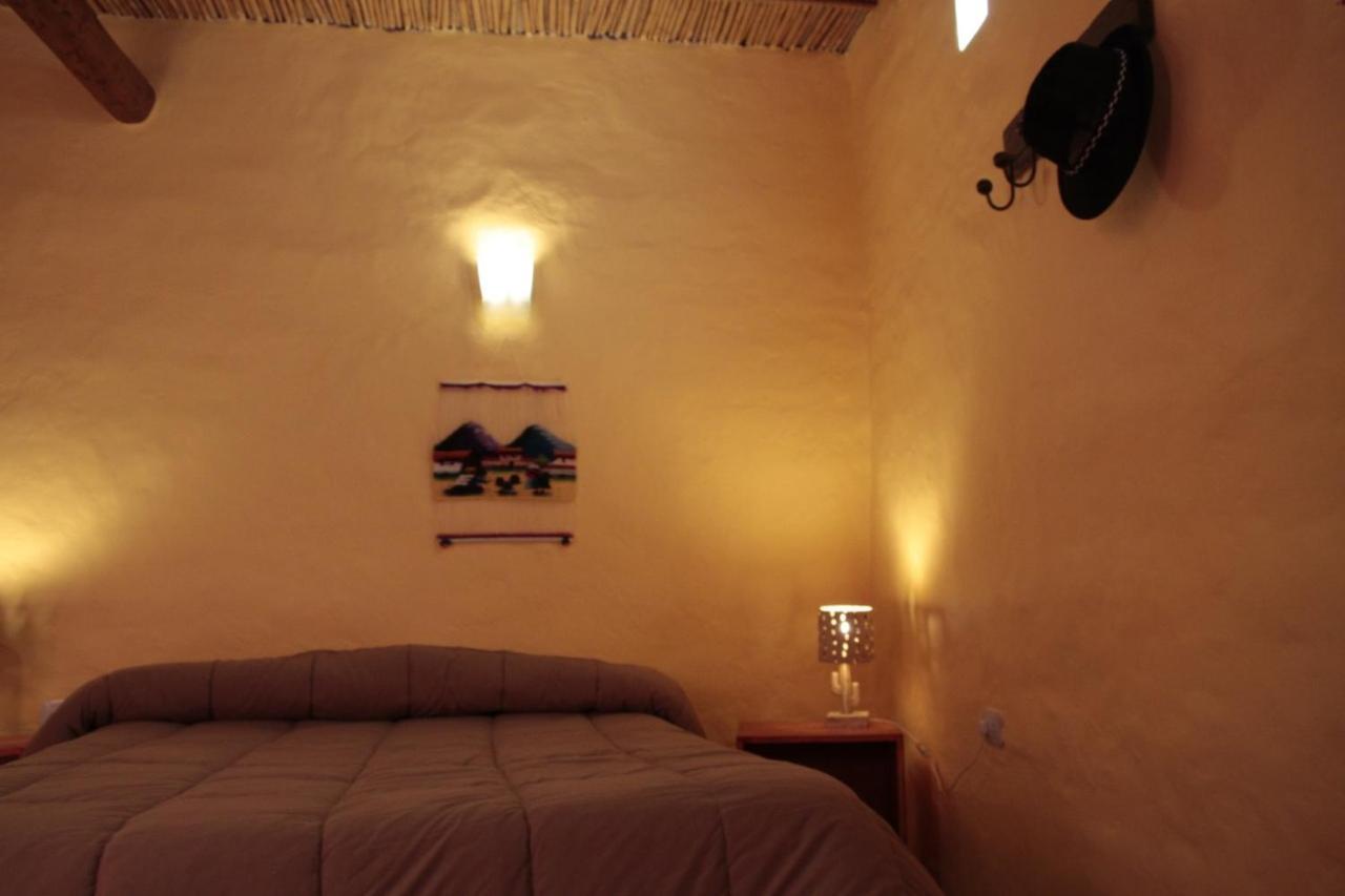 Hosteria La Estacion Tilcara Bagian luar foto